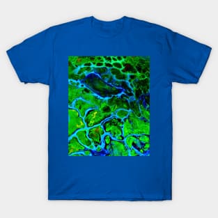 Blue lake acrylic pouring art T-Shirt